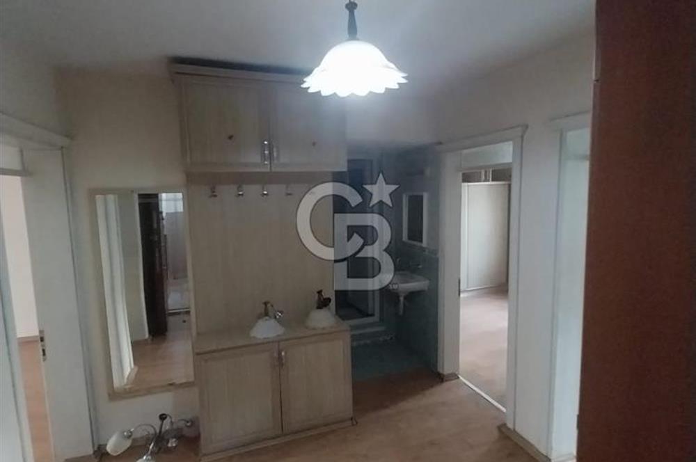 Kiralık 2+1 Daire – 1. Kat – 90 m² – Açık Otoparklı