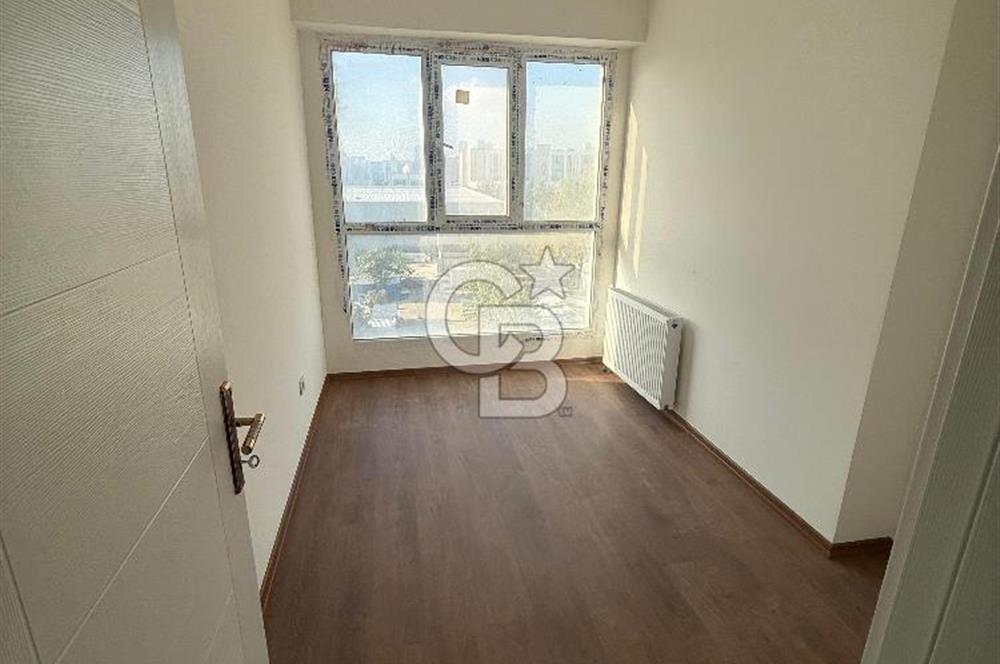 Bahçeşehir Hayat Park 2 Sitesi Satılık 2+1 Daire