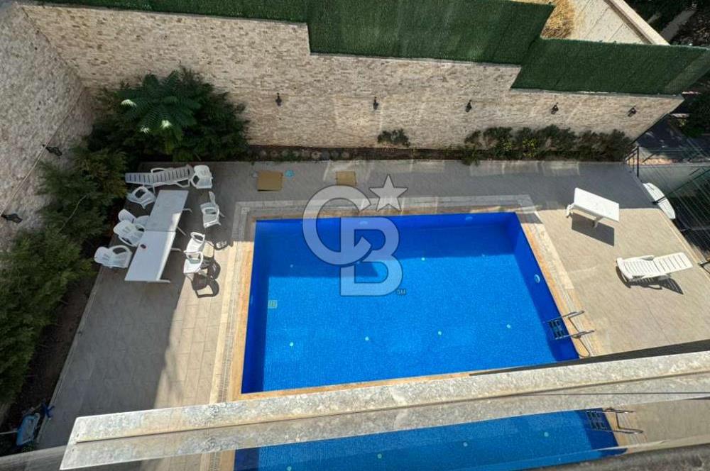 Bayraklı Körfez Mahallesinde Havuzlu Site İçerisinde Satılık 2+1