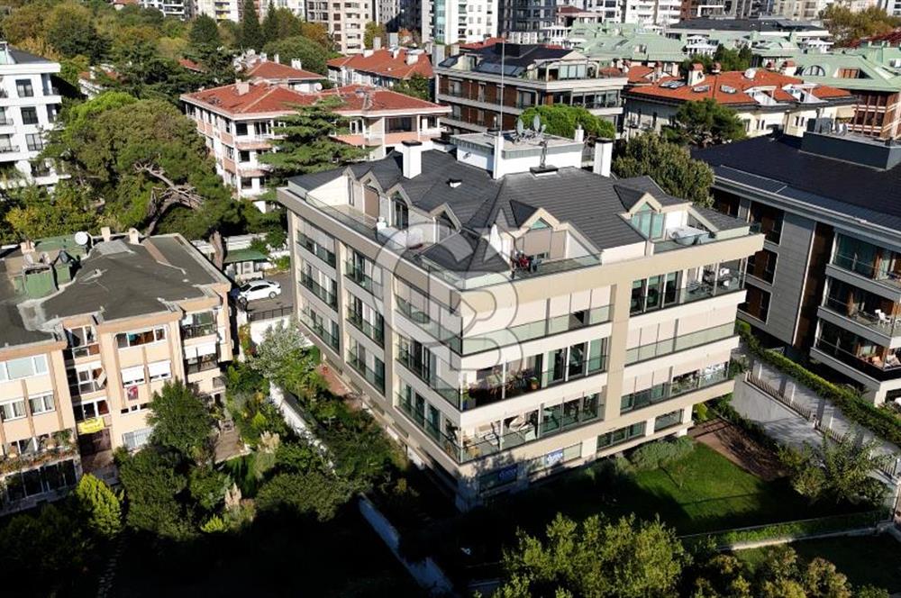 CADDEBOSTAN SAHİLDE FULL DENİZ MANZARALI 380m2 7+2 BAHÇE DUBLEKS 