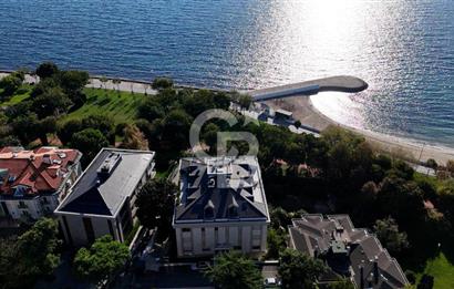 CADDEBOSTAN SAHİLDE FULL DENİZ MANZARALI 380m2 7+2 BAHÇE DUBLEKS 
