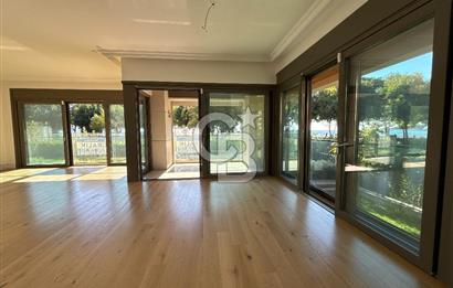 CADDEBOSTAN SAHİLDE FULL DENİZ MANZARALI 380m2 7+2 BAHÇE DUBLEKS 