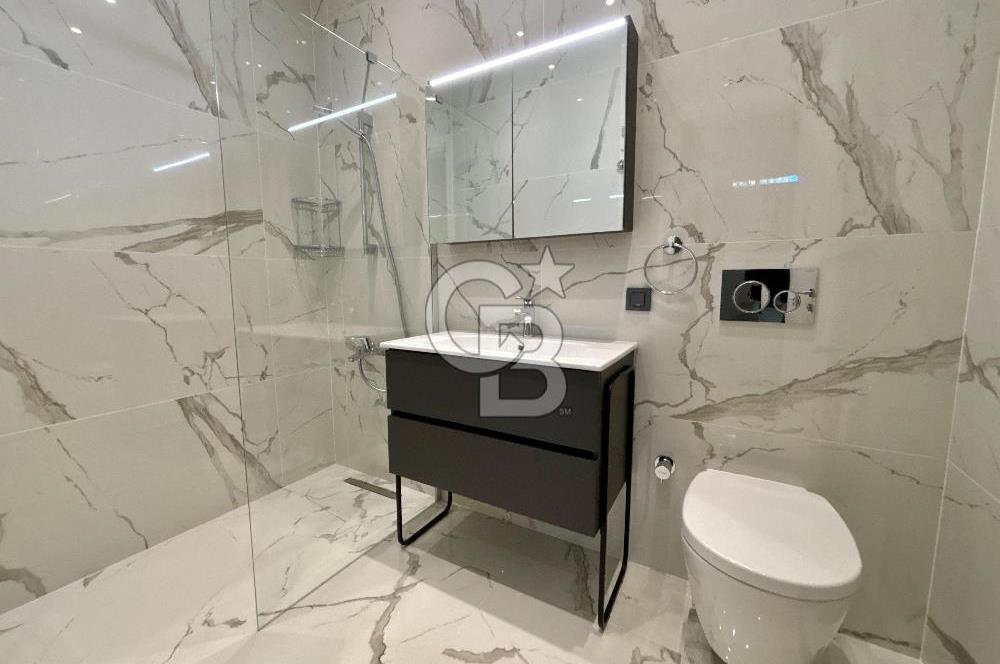 CADDEBOSTAN SAHİLDE FULL DENİZ MANZARALI 380m2 7+2 BAHÇE DUBLEKS 