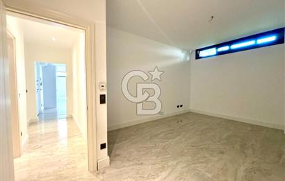 CADDEBOSTAN SAHİLDE FULL DENİZ MANZARALI 380m2 7+2 BAHÇE DUBLEKS 