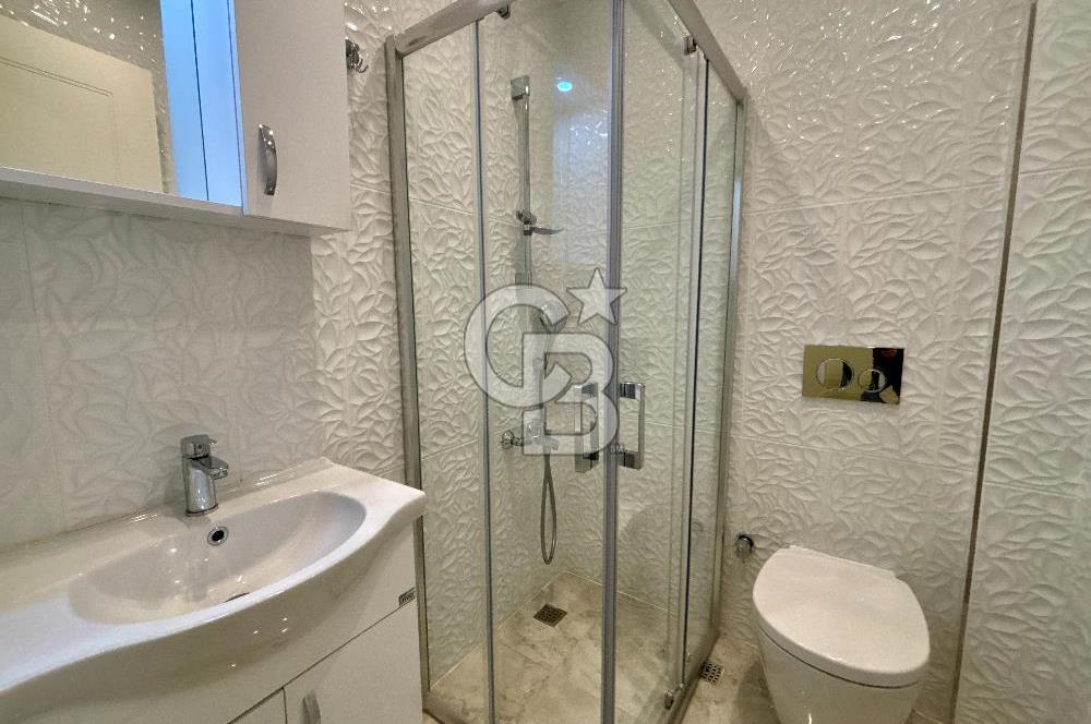 CADDEBOSTAN SAHİLDE FULL DENİZ MANZARALI 380m2 7+2 BAHÇE DUBLEKS 