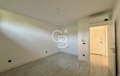 CADDEBOSTAN SAHİLDE FULL DENİZ MANZARALI 380m2 7+2 BAHÇE DUBLEKS 