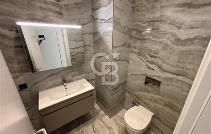 CADDEBOSTAN SAHİLDE FULL DENİZ MANZARALI 380m2 7+2 BAHÇE DUBLEKS 