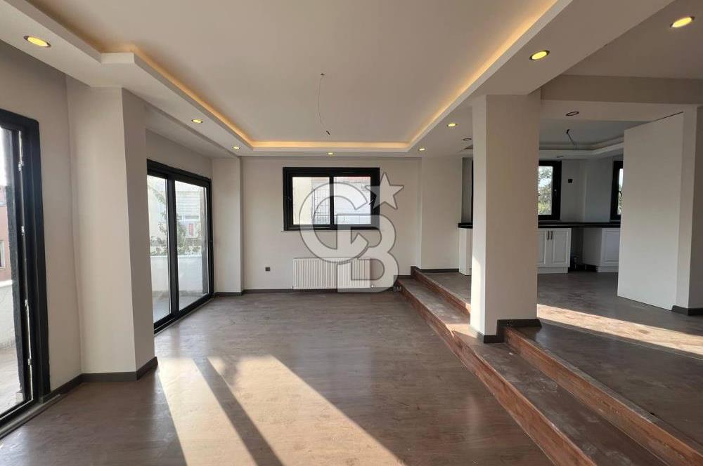 Beylıkdüzü Full Deniz Manzaralı 6+2 Tripleks Villa