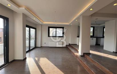 Beylıkdüzü Full Deniz Manzaralı 6+2 Tripleks Villa