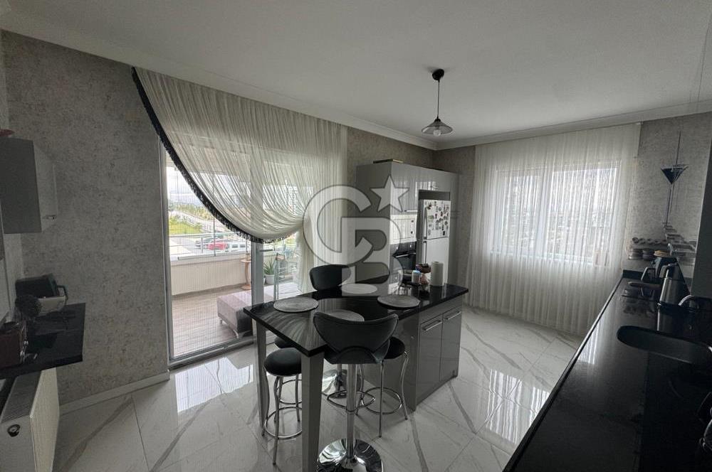YENİ BAĞLICA'DA MERKEZİ KONUMDA, KİLERLİ,GİYİNME ODALI 4+1 DAİRE
