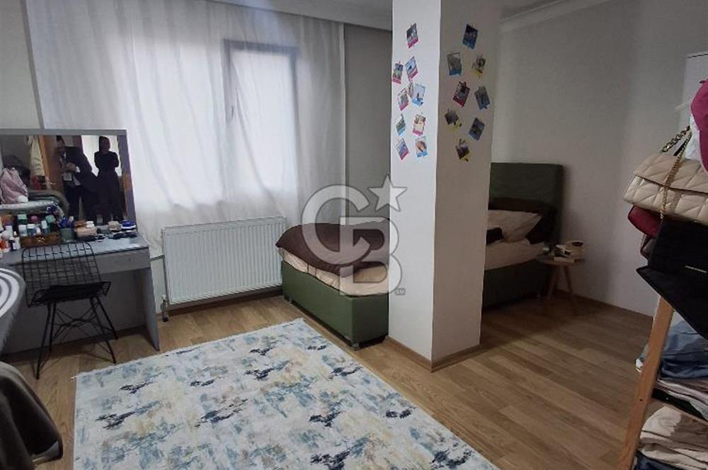 Sancaktepe Kemal Türkler Mahallesinde Satılık 3+1 Dubleks daire 