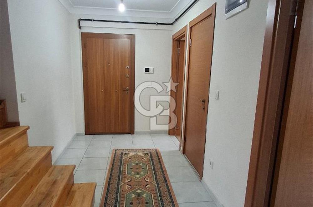 Sancaktepe Kemal Türkler Mahallesinde Satılık 3+1 Dubleks daire 