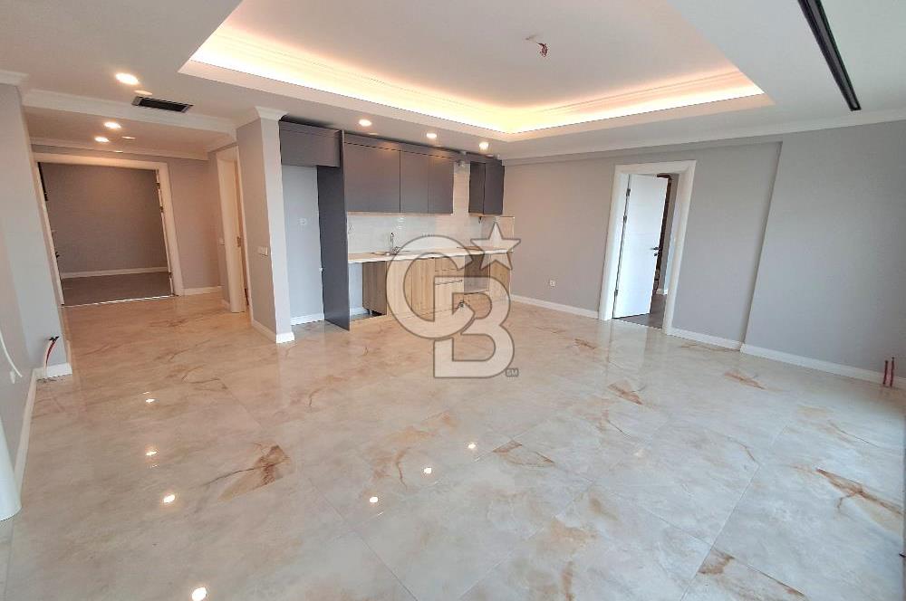 Arnavutköy Durusu'da Satılık Tripleks Villa, Göl Manzaralı