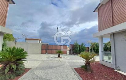 Satılık İkiz Villa (Tripleks) Göl Manzaralı. Arnavutköy - Durusu