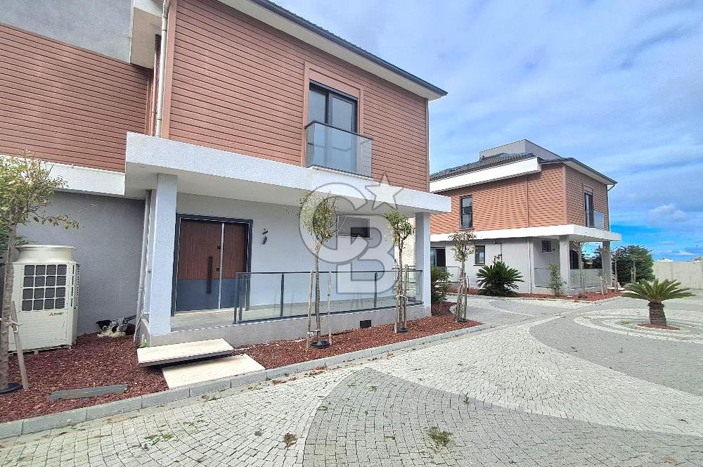 Satılık İkiz Villa (Tripleks) Göl Manzaralı. Arnavutköy - Durusu