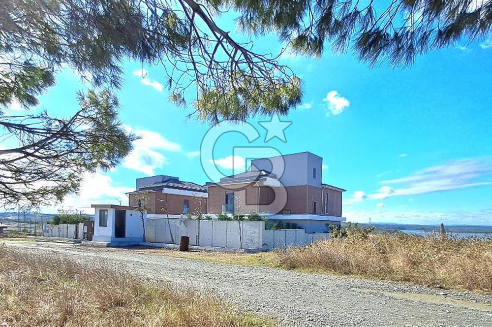 Satılık İkiz Villa (Tripleks) Göl Manzaralı. Arnavutköy - Durusu