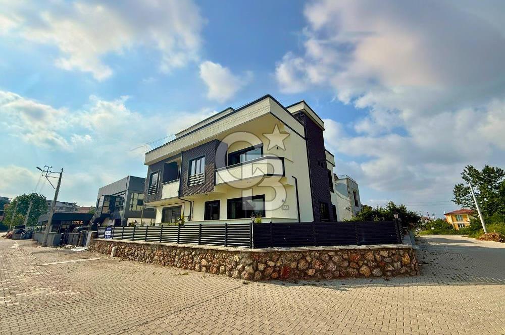 BAŞİSKELE DAMLAR'DA OTURUMA HAZIR SATILIK VİLLA CB TOWER
