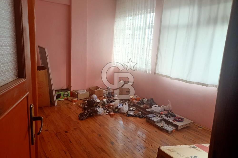 COLDWELL BANKER VONA MUSTAFA ŞEN'DEN SATILIK 3+1 DAİRE