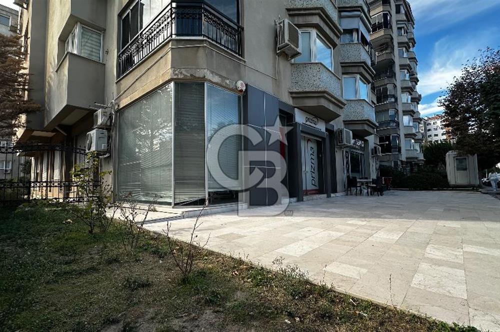 İzmir Bayraklı Manavkuyu’da SATILIK 161 m2 Dükkan