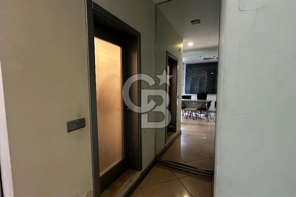 İzmir Bayraklı Manavkuyu’da SATILIK 161 m2 Dükkan