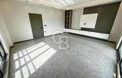 BAŞİSKELE DAMLAR'DA OTURUMA HAZIR SATILIK VİLLA CB TOWER