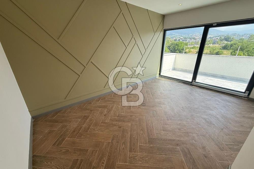 BAŞİSKELE DAMLAR'DA OTURUMA HAZIR SATILIK VİLLA CB TOWER