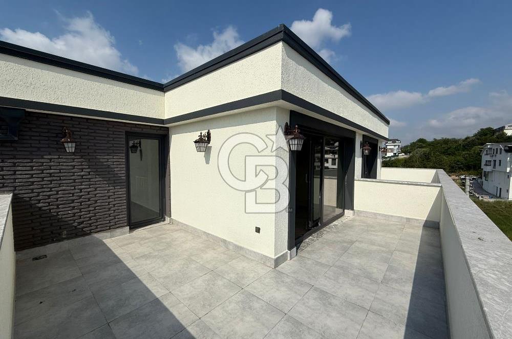 BAŞİSKELE DAMLAR'DA OTURUMA HAZIR SATILIK VİLLA CB TOWER