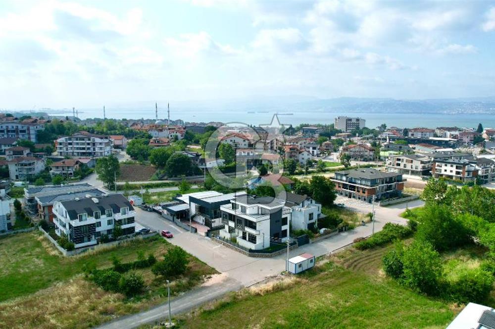 BAŞİSKELE DAMLAR'DA OTURUMA HAZIR SATILIK VİLLA CB TOWER