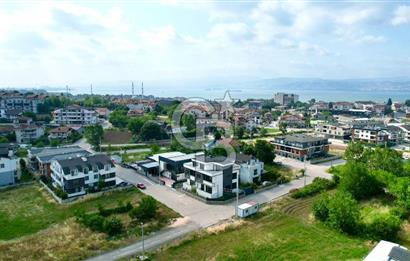 BAŞİSKELE DAMLAR'DA OTURUMA HAZIR SATILIK VİLLA CB TOWER