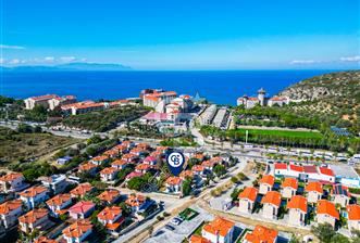Kuşadası Rüya Vilları Geniş Bahçeli Satılık 3+1 Müstakil Villa