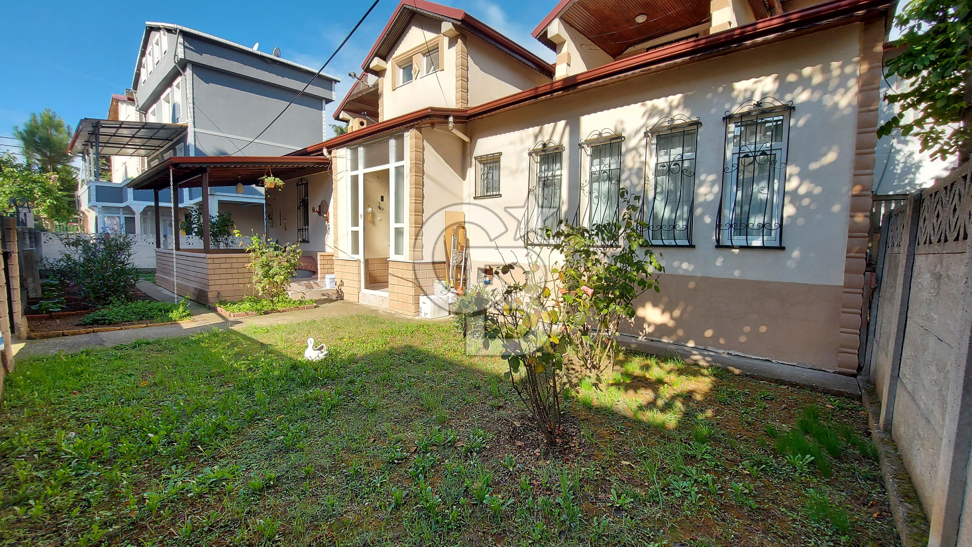 DERİNCE DUMLUPINAR SATILIK 3+1 MÜSTAKİL EV VE ARSASI