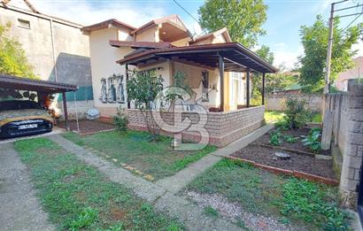 DERİNCE DUMLUPINAR SATILIK 3+1 MÜSTAKİL EV VE ARSASI