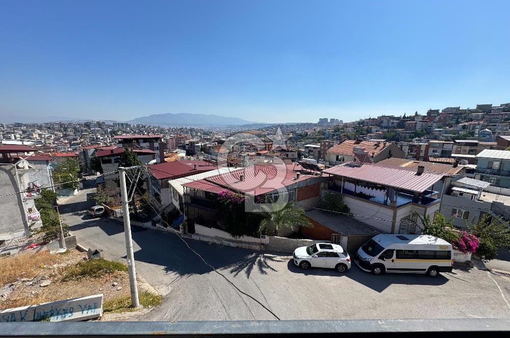 UMUT MAHALLESİ’NDE KOMPLE SATILIK 3 KATLI BİNA