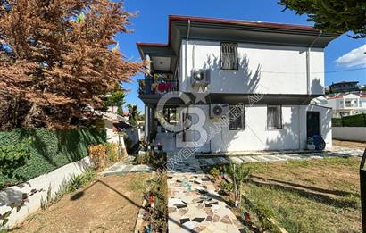 Kuşadası Rüya Vilları Geniş Bahçeli Satılık 3+1 Müstakil Villa
