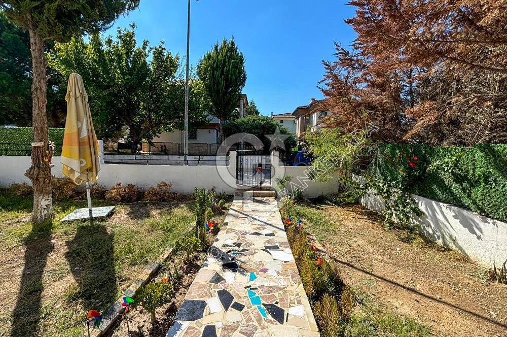 Kuşadası Rüya Vilları Geniş Bahçeli Satılık 3+1 Müstakil Villa