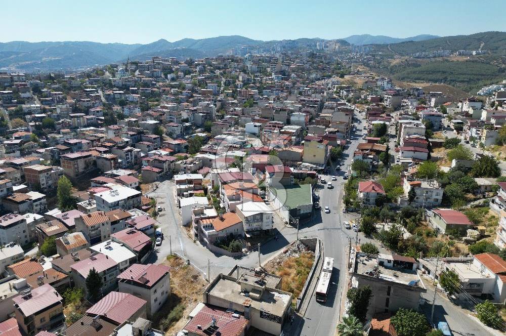 UMUT MAHALLESİ’NDE KOMPLE SATILIK 3 KATLI BİNA