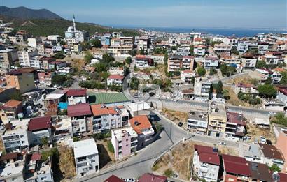 UMUT MAHALLESİ’NDE KOMPLE SATILIK 3 KATLI BİNA