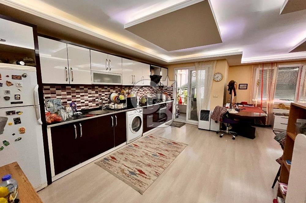 Seferihisar Hıdırlık Köşe Konumda 3+1 Satılık Daire