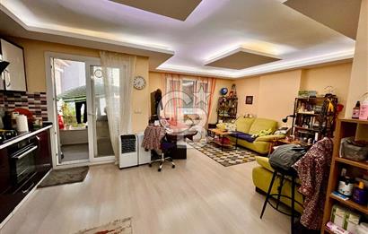 Seferihisar Hıdırlık Köşe Konumda 3+1 Satılık Daire