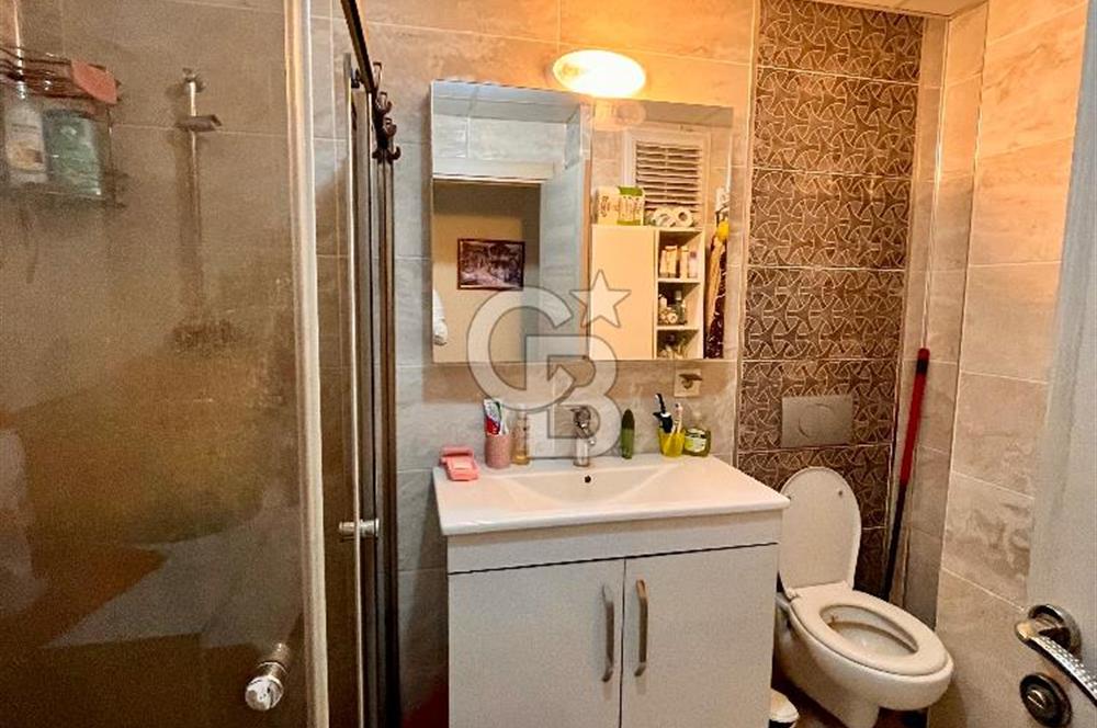 Seferihisar Hıdırlık Köşe Konumda 3+1 Satılık Daire