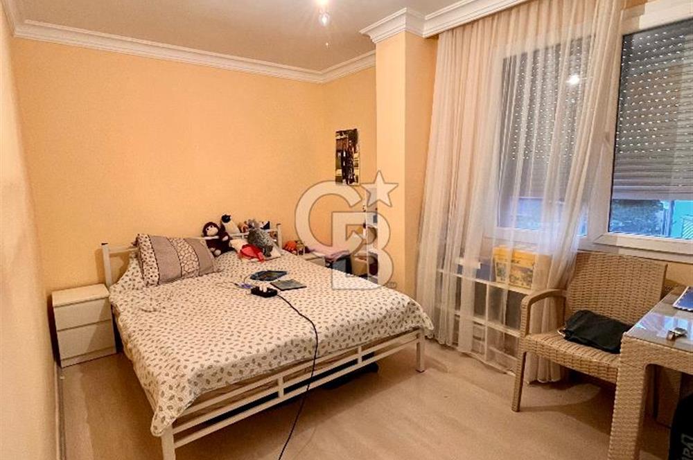 Seferihisar Hıdırlık Köşe Konumda 3+1 Satılık Daire