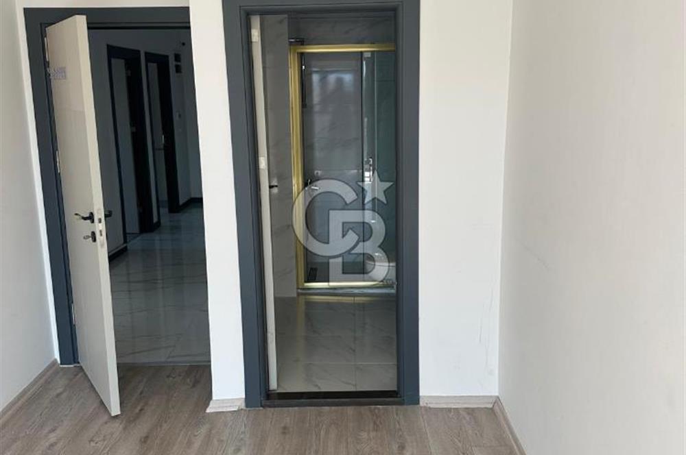 Karşıyaka Nergis’te Satılık Lüks 3+1 Daire