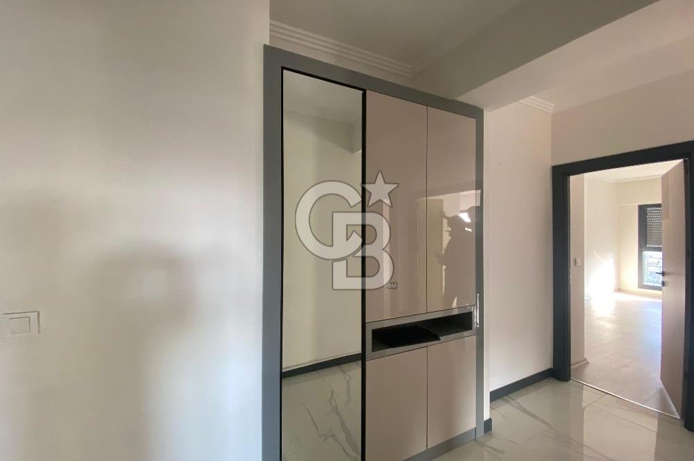 Karşıyaka Nergis’te Satılık Lüks 3+1 Daire