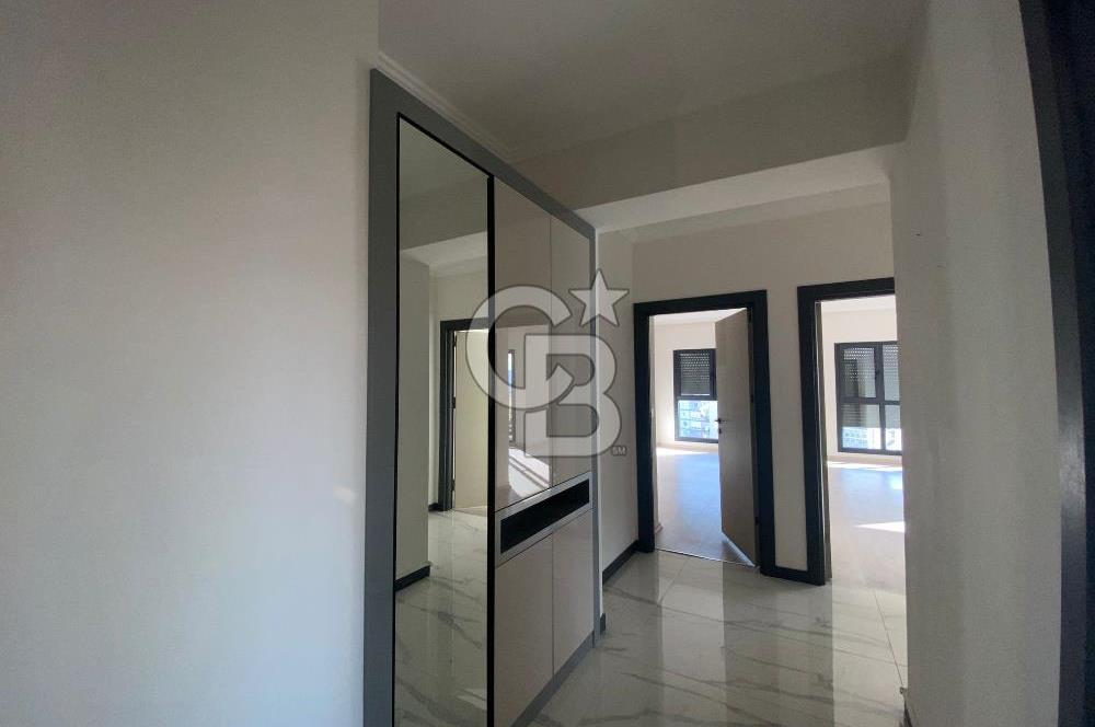 Karşıyaka Nergis’te Satılık Lüks 3+1 Daire