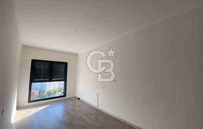 Karşıyaka Nergis’te Satılık Lüks 3+1 Daire