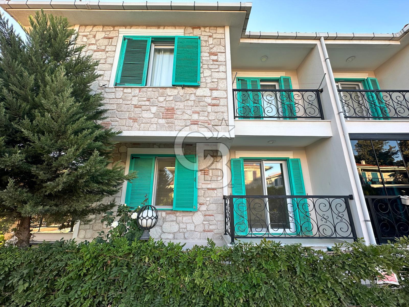 Foça Hacıveli Mah. Rüzgar Evleri Sitesinde 2+1 Kiralık Daire