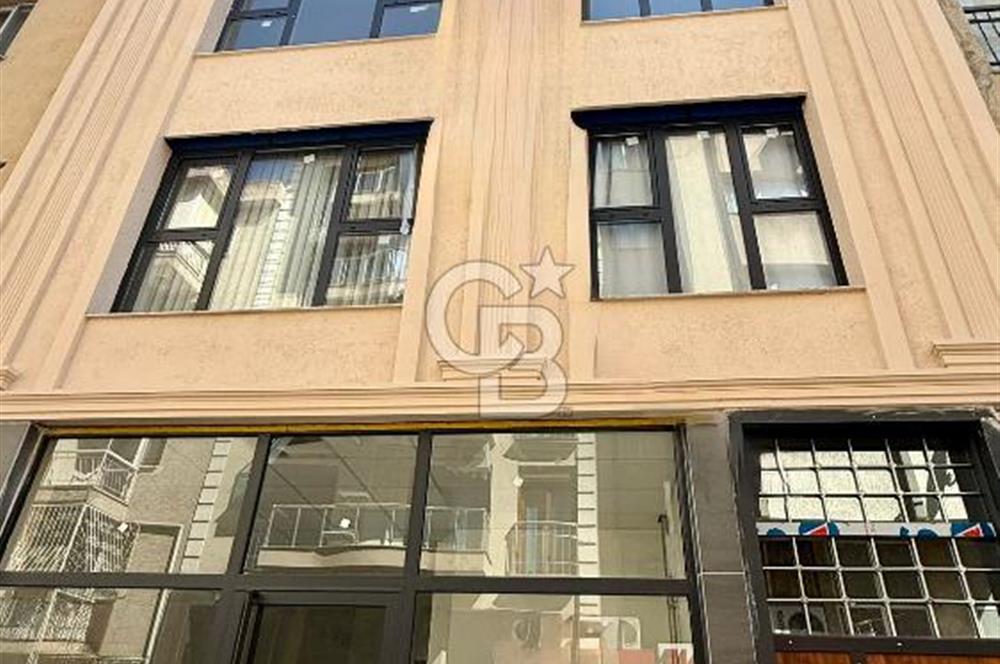 KARŞIYAKA ÇARŞIDA  EŞYALI 1+1 KİRALIK DAİRE