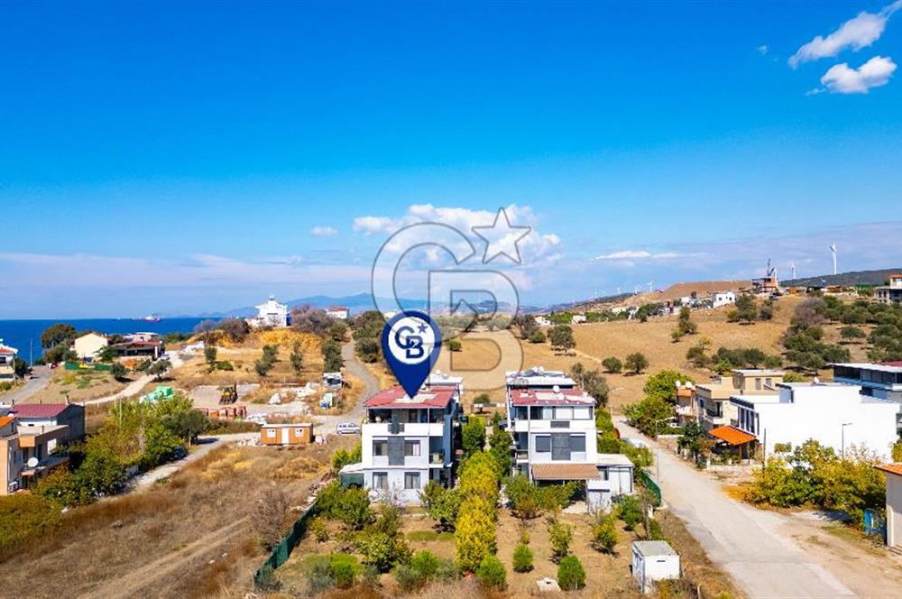 Yenifoça Gencelli'de Satılık 3+1 Tripleks Villa