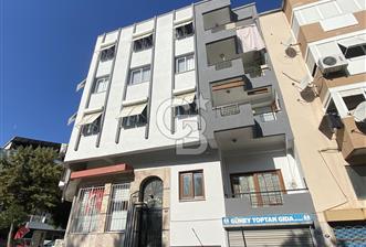BALÇOVADA MERKEZİ KONUMDA GENİŞ 2+1 KİRALIK EŞYALI DAİRE