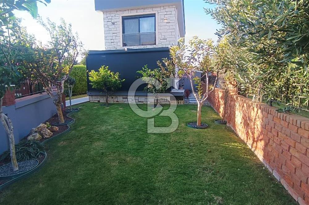 Denize 100 m | 352 m² Arsada Müstakil Villa | Kapalı Otopark & Kış Bahçesi